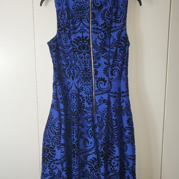 Roz & Ali Royal BLUE & Black Velvet W/ Pockets - Picture 3 of 5